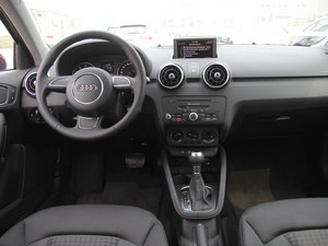 201330 TFSI Sportback Urban п؅^(q)