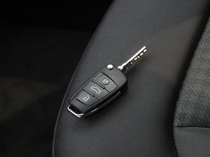 201330 TFSI Sportback Urban ܇耳