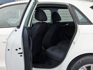 201330 TFSI Sportback Urban g