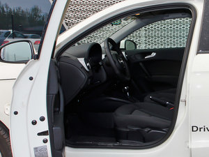 201330 TFSI Sportback Urban g