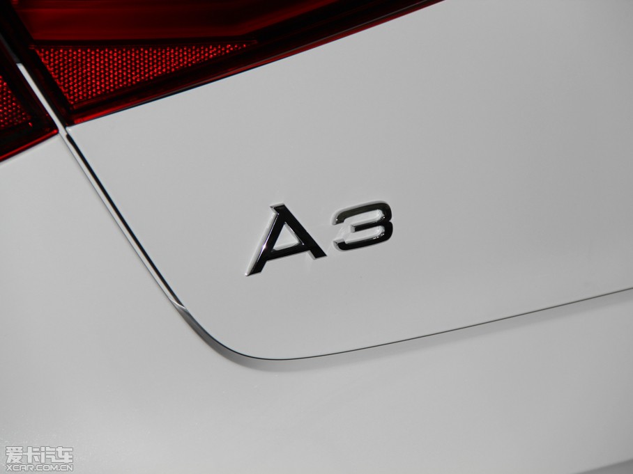 2014WA3 Sportback(M) 40 TFSI S Line m