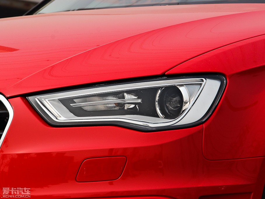 2014��W��A3 Sportback(�M(j��n)��) 40 TFSI S Line ���m��