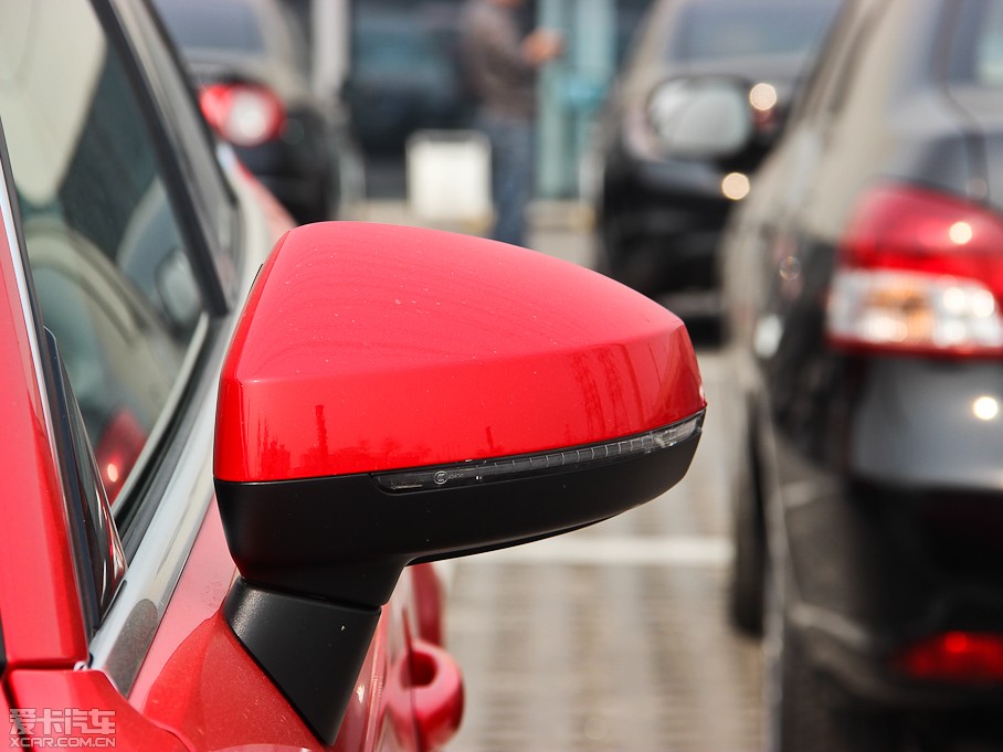 2014?yun)WA3 Sportback(M(jn)) 40 TFSI S Line m