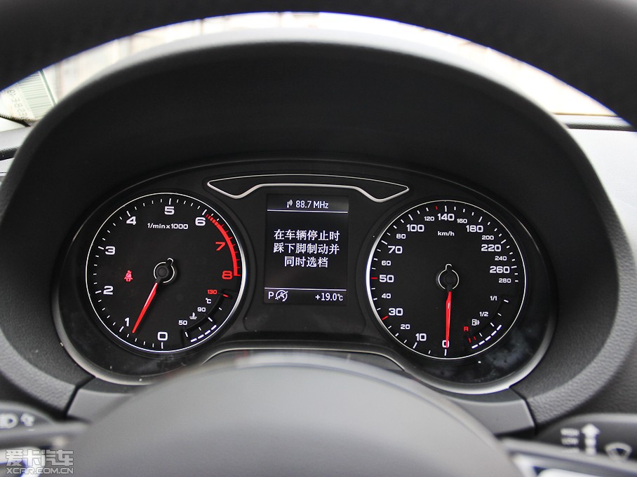 2014?yun)WA3 Sportback(M(jn)) 40 TFSI S Line m