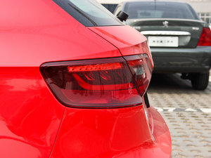 201440 TFSI S Line m ^