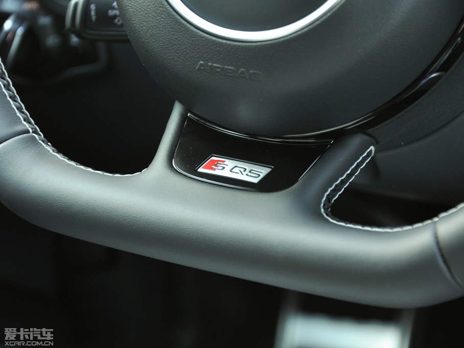 2014?yun)WSQ5 3.0 TFSI quattro