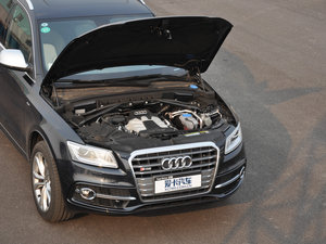 20143.0 TFSI quattro 