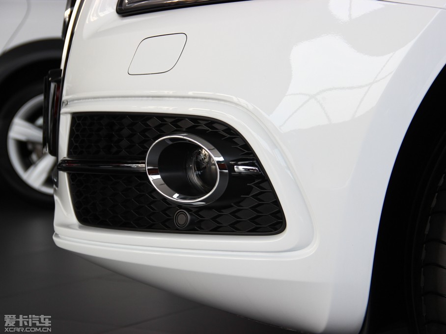 2013WQ5(M) 45 TFSI quattro \