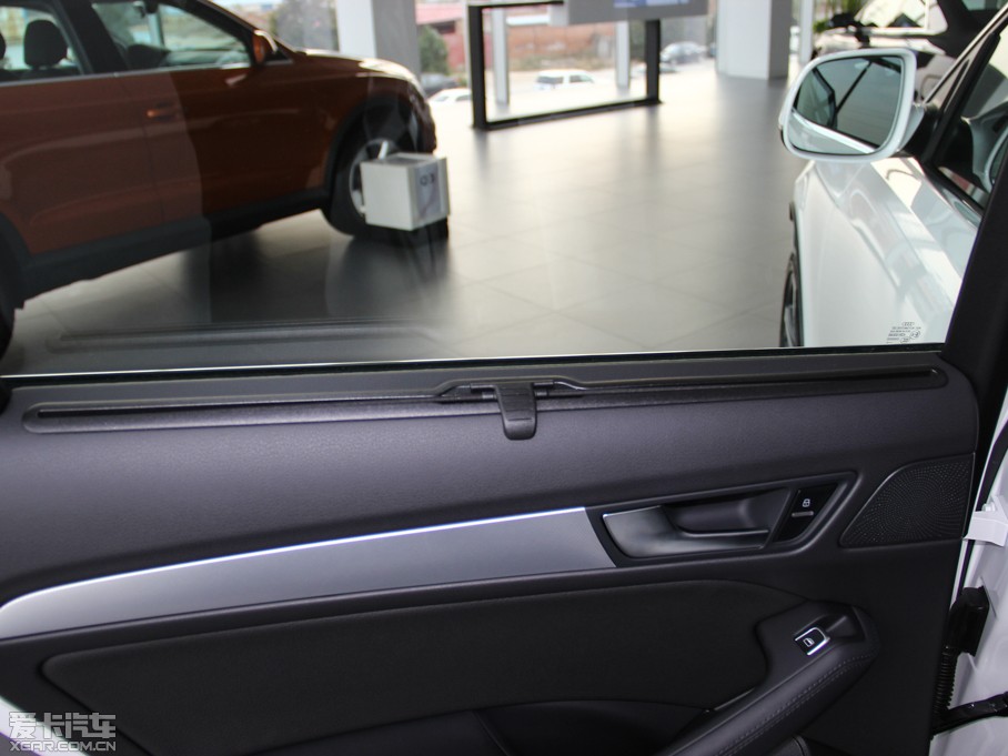 2013WQ5(M) 45 TFSI quattro \