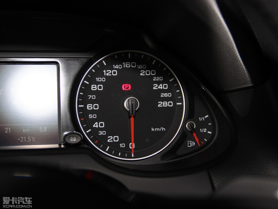 2013WQ5(M) 45 TFSI quattro \