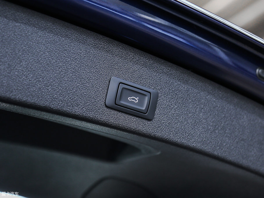 2013WQ5(M) 45 TFSI quattro \