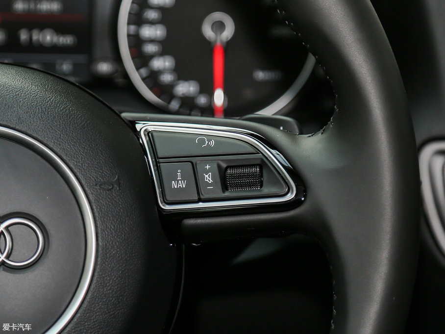 2013?yun)WQ5(M(jn)) 45 TFSI quattro \(yn)(dng)