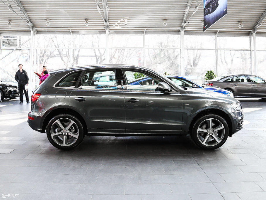 2013WQ5(M(jn)) 45 TFSI quattro \(yn)