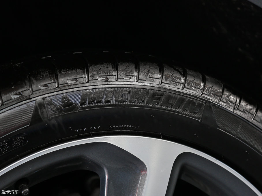 2013?yun)WQ5(M(jn)) 45 TFSI quattro \(yn)(dng)