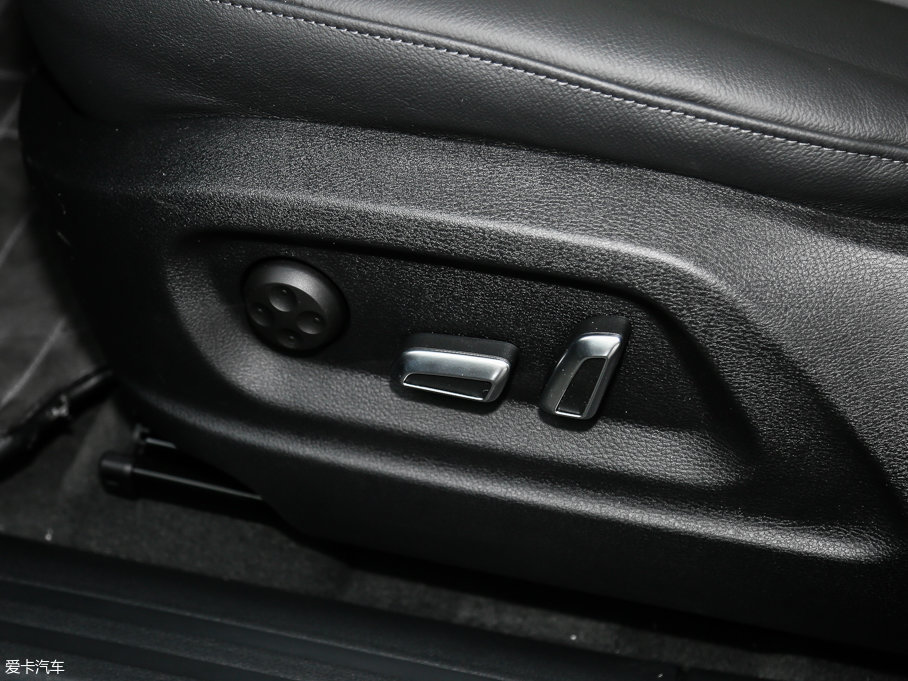 2013WQ5(M) 45 TFSI quattro \