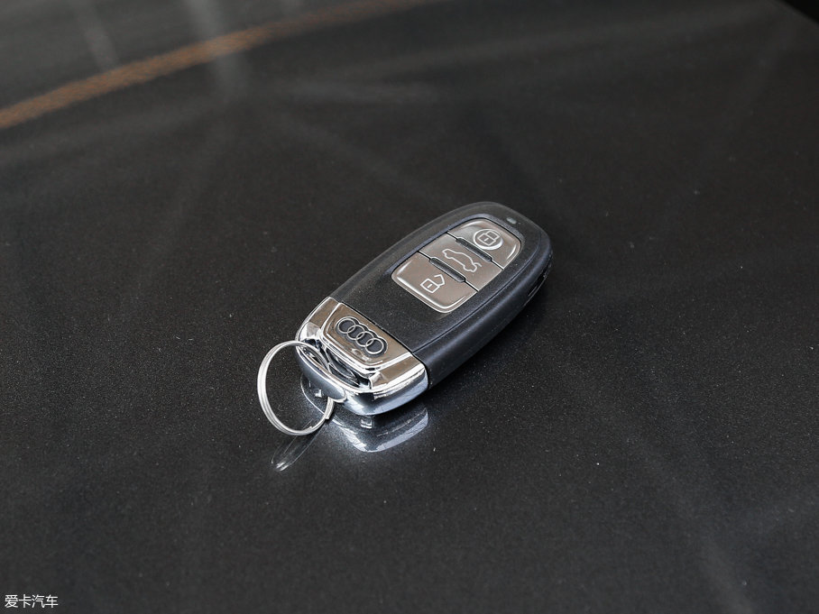 2013WQ5(M) 45 TFSI quattro \