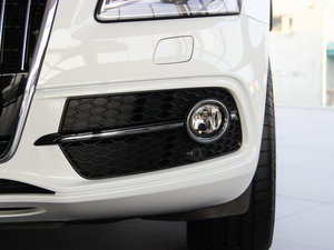 201345 TFSI quattro \ ^