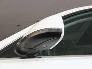 201345 TFSI quattro \ ^