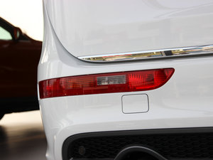 201345 TFSI quattro \ ^