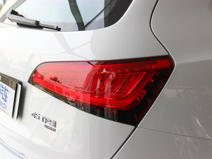 201345 TFSI quattro \ ^