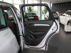 201345 TFSI quattro \ g