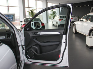 201345 TFSI quattro \ g