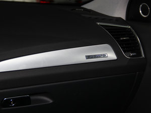 201345 TFSI quattro \ g