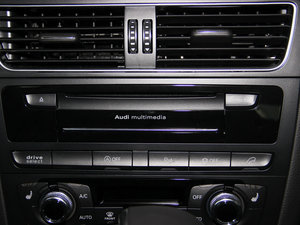 201345 TFSI quattro \ п؅^