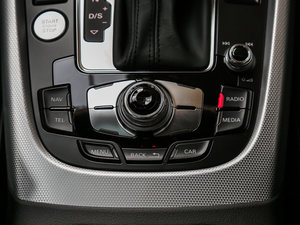 201345 TFSI quattro \ п؅^