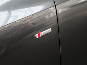 201345 TFSI quattro \ ^