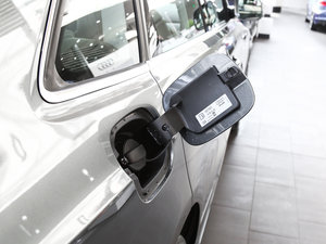 201345 TFSI quattro \ w