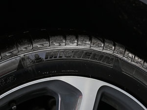 201345 TFSI quattro \ ݆̥Ʒ