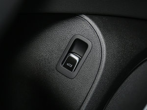 201345 TFSI quattro \ g