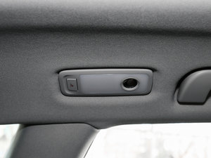 201345 TFSI quattro \(yn) g