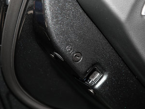 201345 TFSI quattro \(yn) g