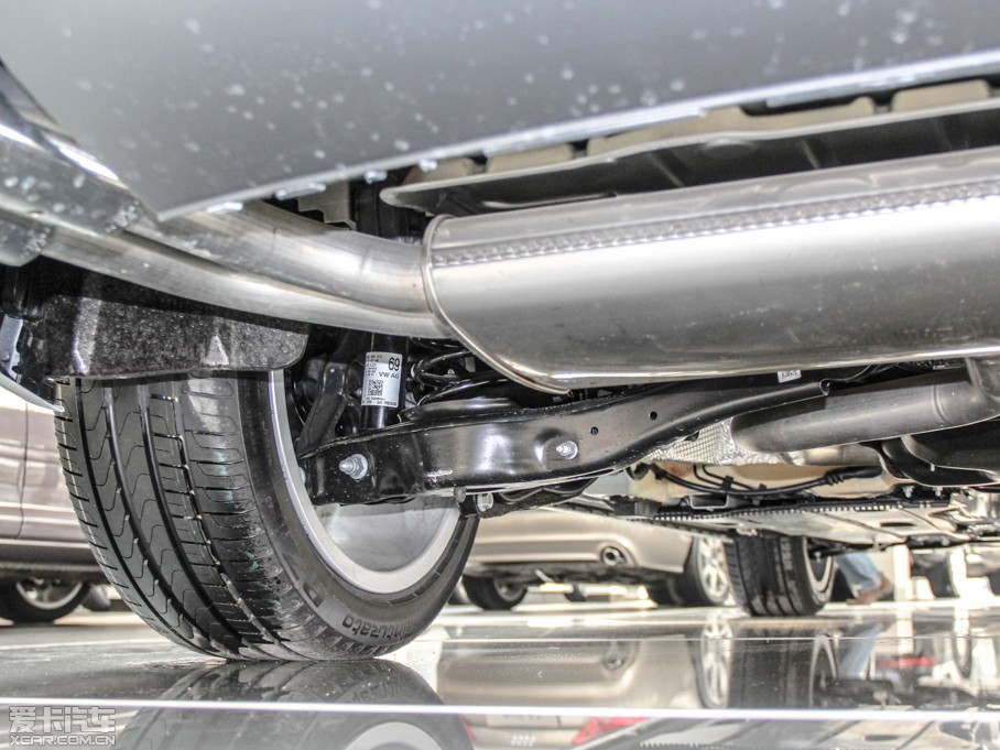 2014WA3 Limousine(M) Sedan