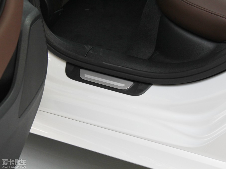 2014WA3 Limousine(M(jn)) Sedan