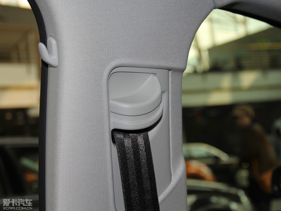 2014WA3 Limousine(M) Sedan