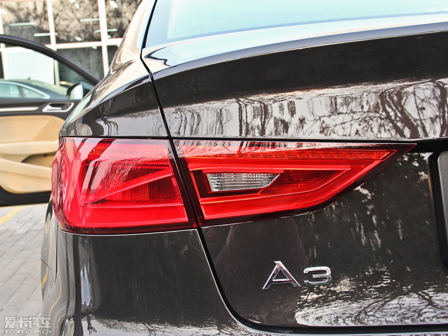 2014WA3 Limousine(M) 40 TFSI S Line m