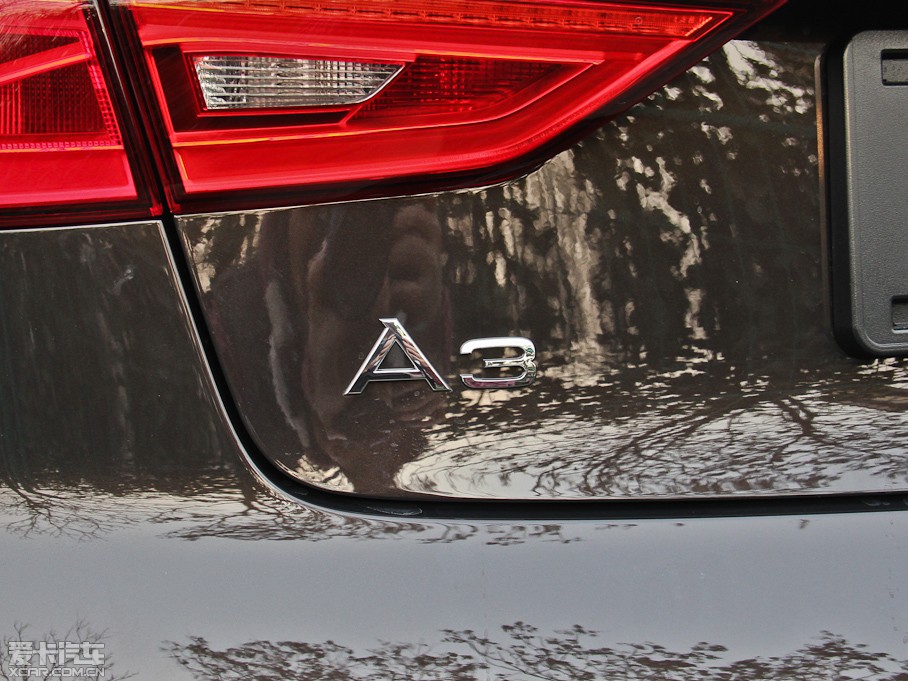 2014WA3 Limousine(M) 40 TFSI S Line m