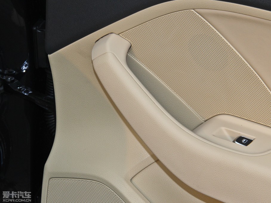 2014?yun)WA3 Limousine(M(jn)) 40 TFSI S Line m