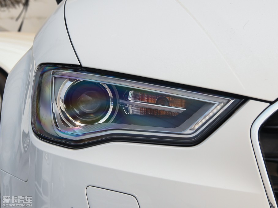 2014?yun)WA3 Limousine(M(jn)) 40 TFSI S Line A