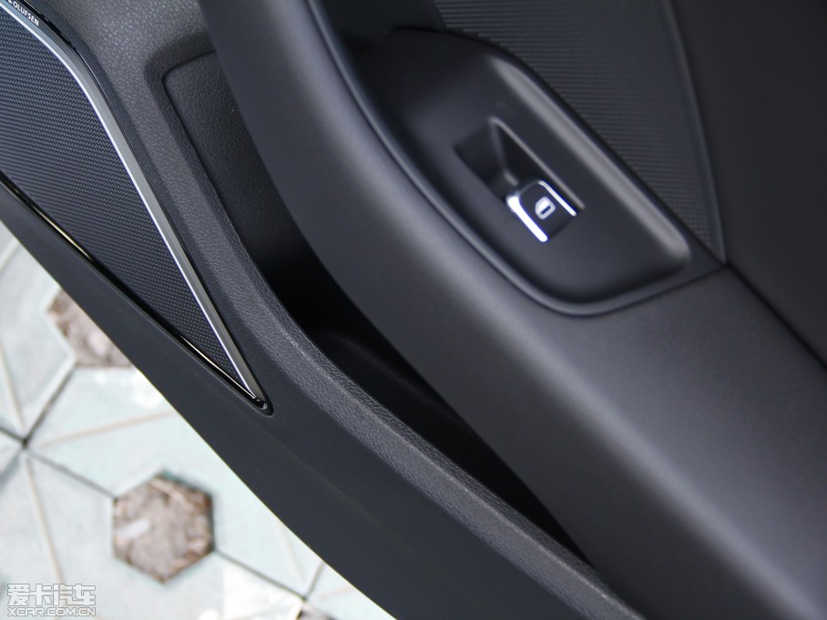 2014WA3 Limousine(M) 40 TFSI S Line A