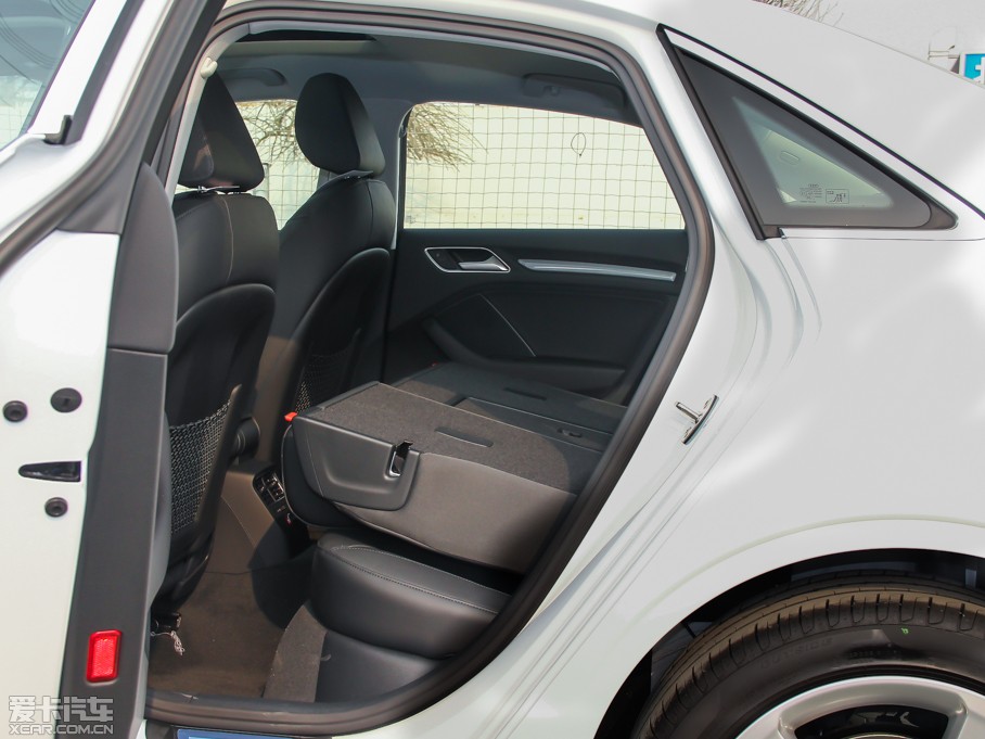 2014WA3 Limousine(M) 40 TFSI S Line A