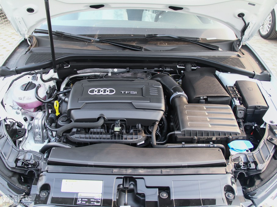 2014WA3 Limousine(M) 40 TFSI S Line A