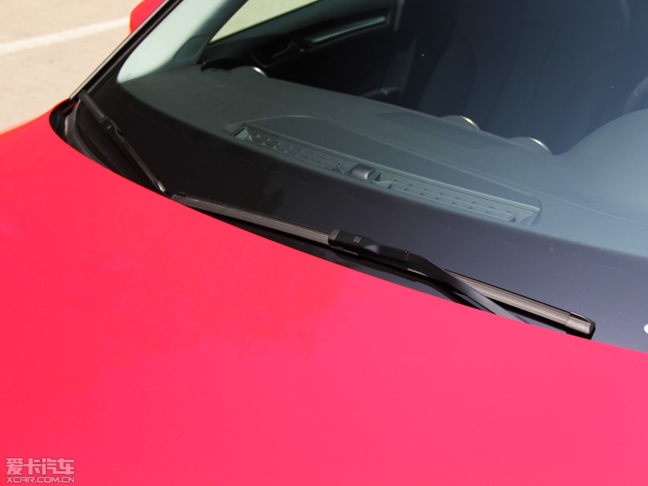 2014?yun)WA3 Limousine(M(jn)) 40 TFSI S Line m