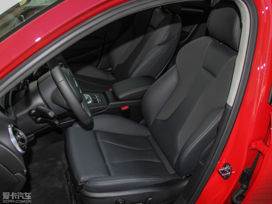 2014WA3 Limousine(M) 40 TFSI S Line m