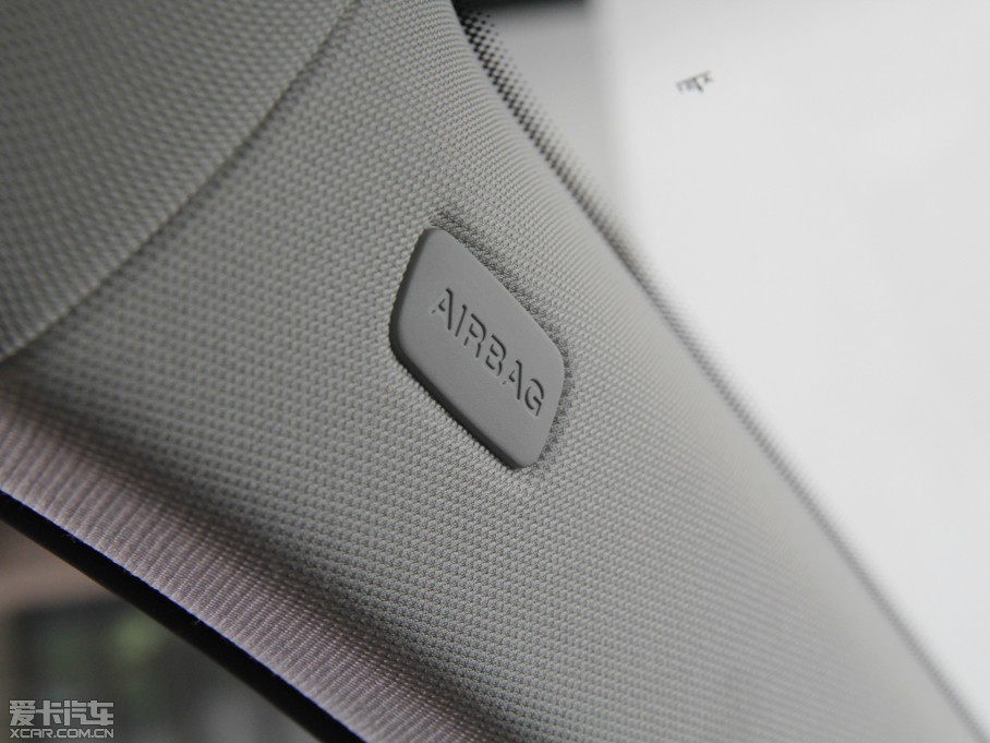 2014?yun)WA3 Limousine(M(jn)) 40 TFSI S Line m