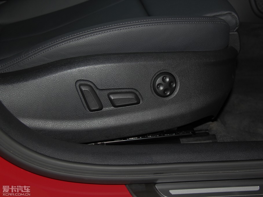 2014WA3 Limousine(M) 40 TFSI S Line m