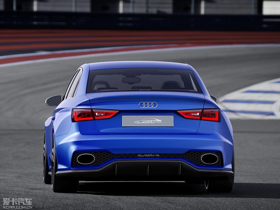 2014?yun)WA3 Limousine(M(jn)) Clubsport quattro